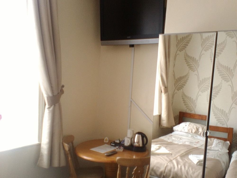 Tropics Beach Hotel Blackpool Zewnętrze zdjęcie